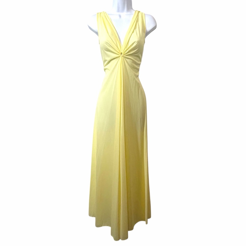 Vintage Beverly Hills Claire Sandra by Lucie Ann Yellow Elegant Nightgown 😍